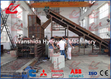 AutoDe Machine Handriem van de Papierafvalpers met het Voeden van Transportband Y82W-125